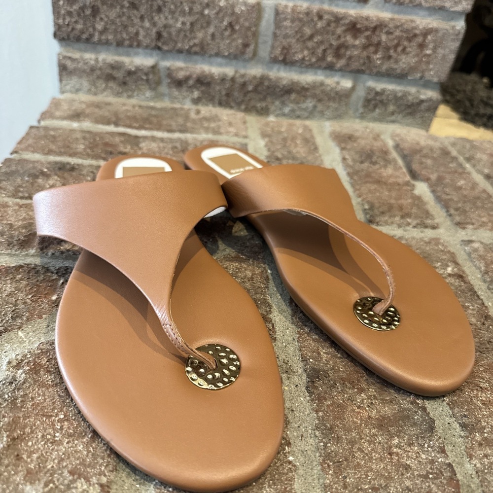 Dolce Vita Womens Brown Leather Thong Sandals Gold Flip Flops Kittle Sz 7.5